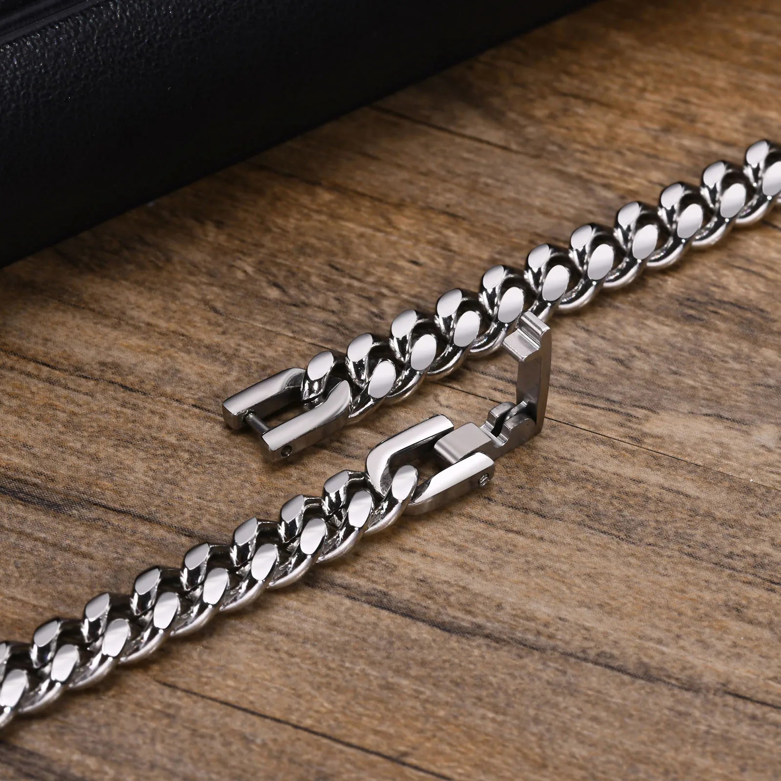 Vnox Stainless Steel Cuban Chain Bracelet for Men Women - Smarsty