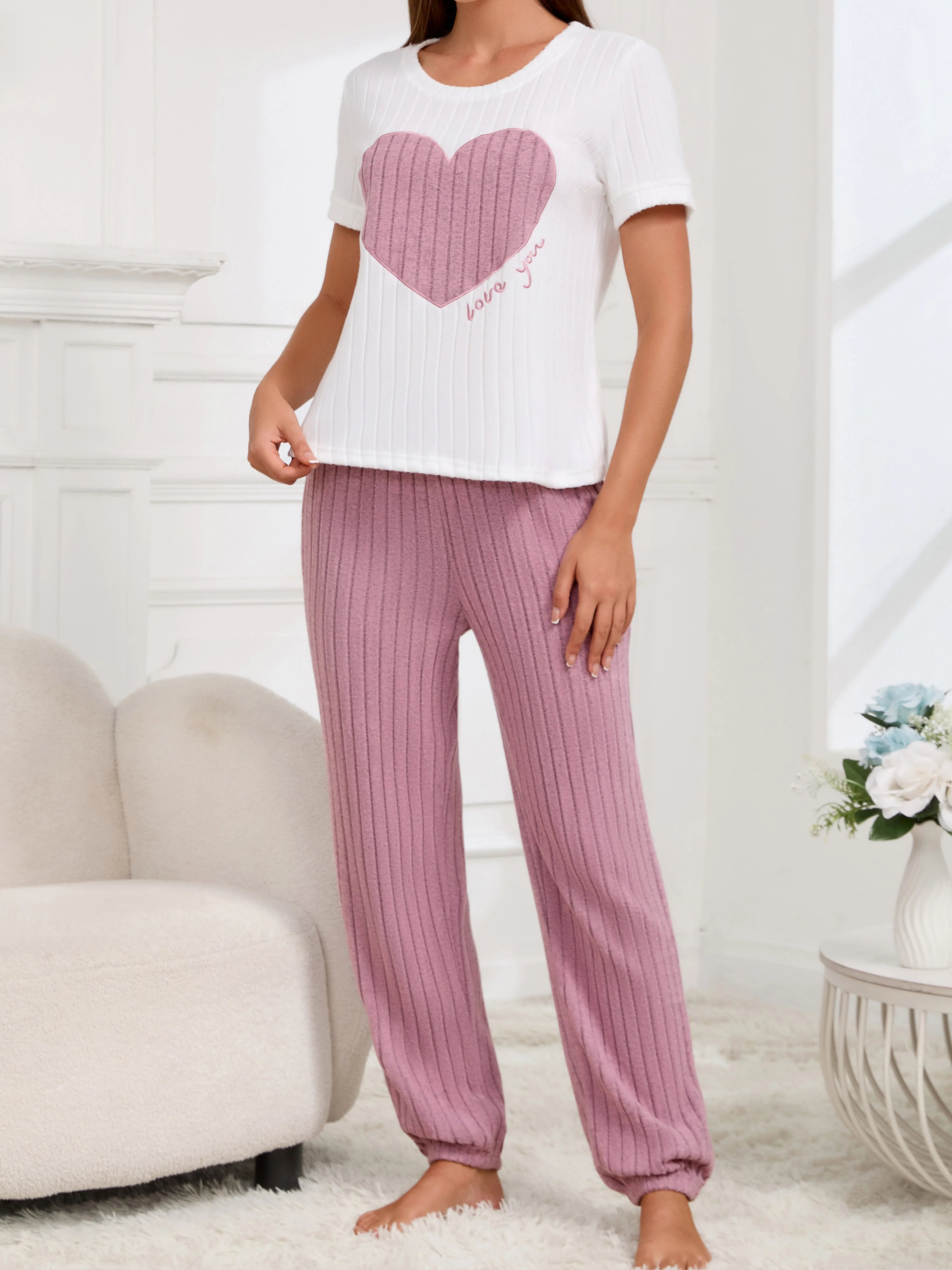 Women's new style pajamas set heart pattern short sleeve shirt trousers two-piece simple and lovely casual home wear - Smarsty