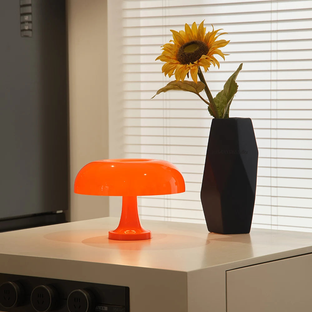 Minimalist Mushroom Table Lamp for Modern Bedrooms - Smarsty
