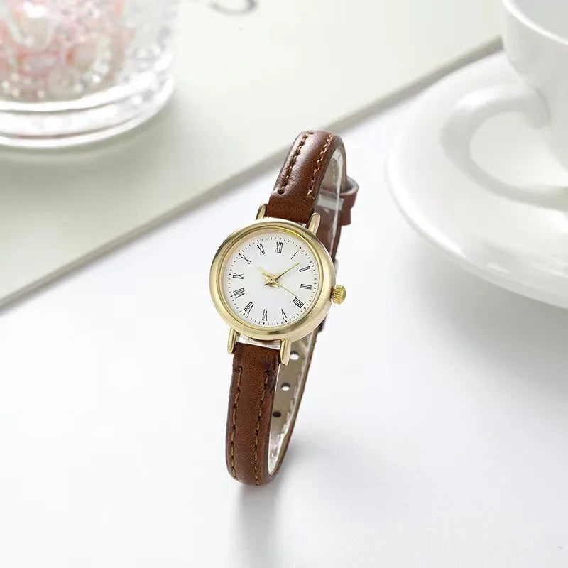 Fashionable Women's Quartz Watch with Leather Band - Smarsty
