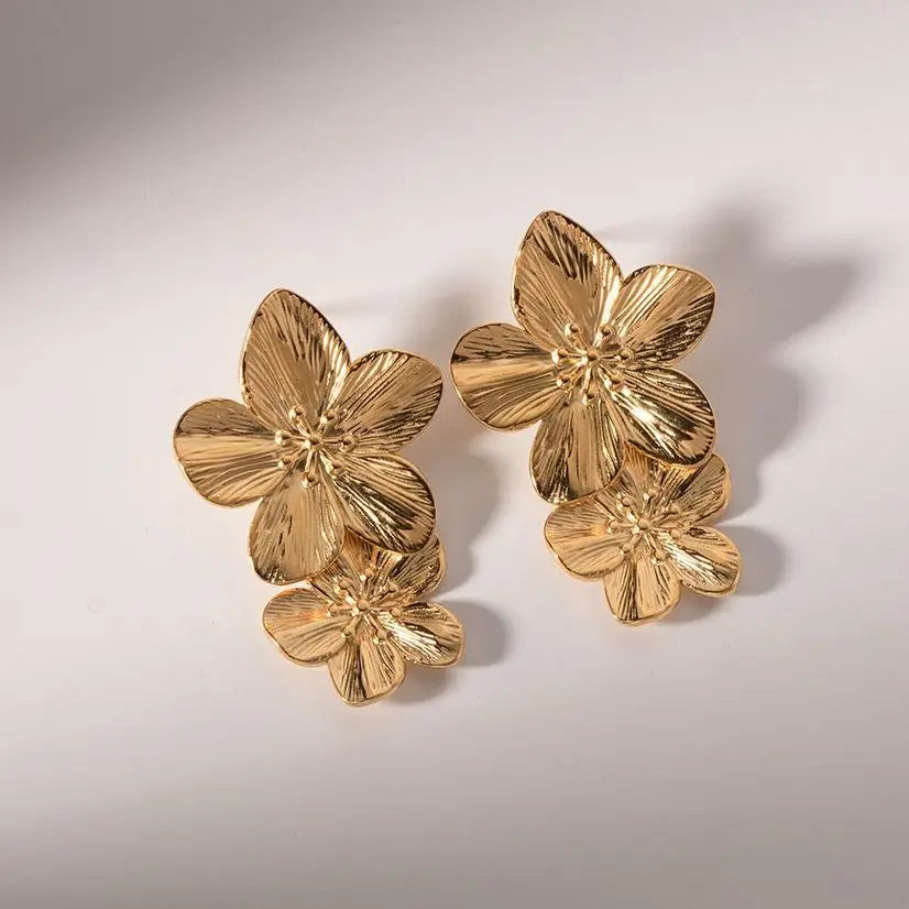 Vintage Gold Flower Drop Earrings for Women Stylish Design - Smarsty