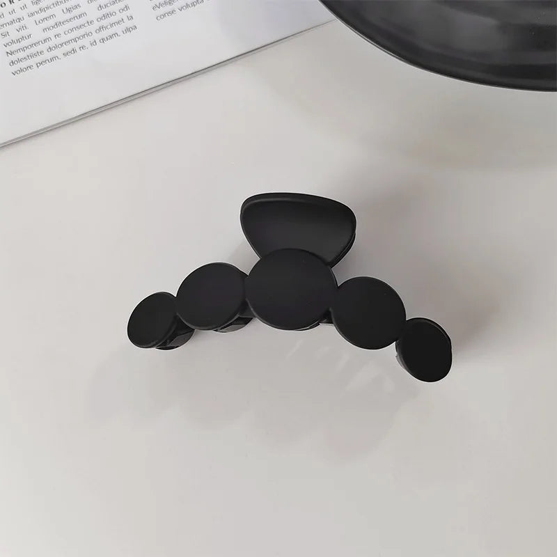 Elegant Black Geometric Hair Claw Secure Hold Easy Clip - Smarsty
