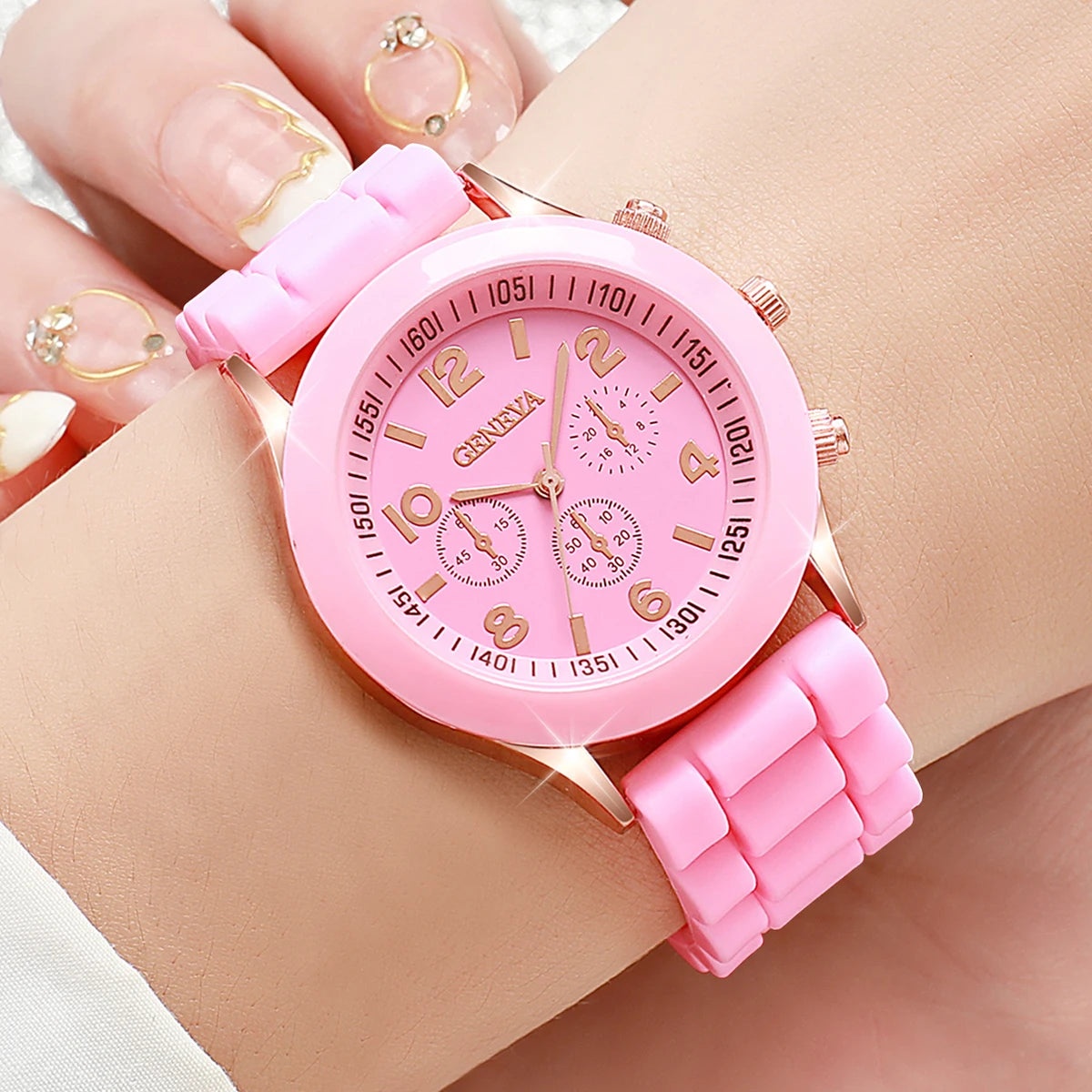 Fashionable Women's Quartz Watches with Leather Band - Smarsty