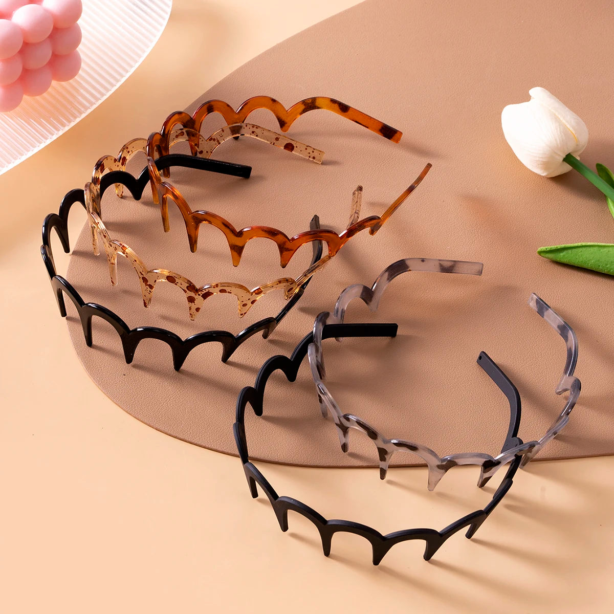 Korean Nonslip U Shape Headband With Fluffy Top Fixed Teeth - Smarsty