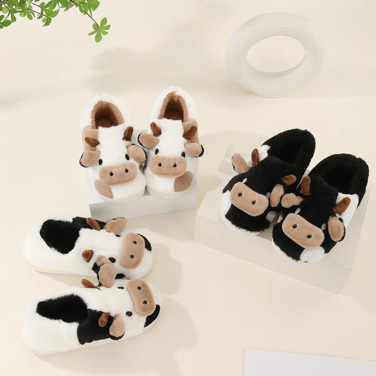 Winter Home Slippers for Couples Warm Plush Neutral Cartoon Cow Indoor Anti Slip Comfortable Cotton Slippers for Men and Women - Smarsty