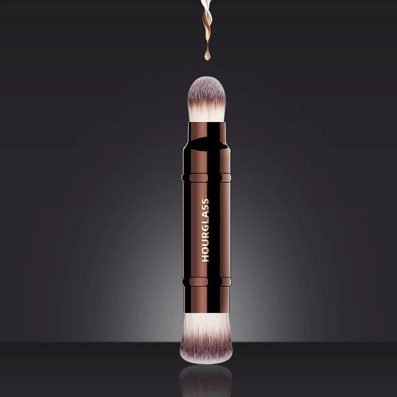 Hourglass Retractable Double-Ended Makeup Brush with Soft Fibers - Smarsty