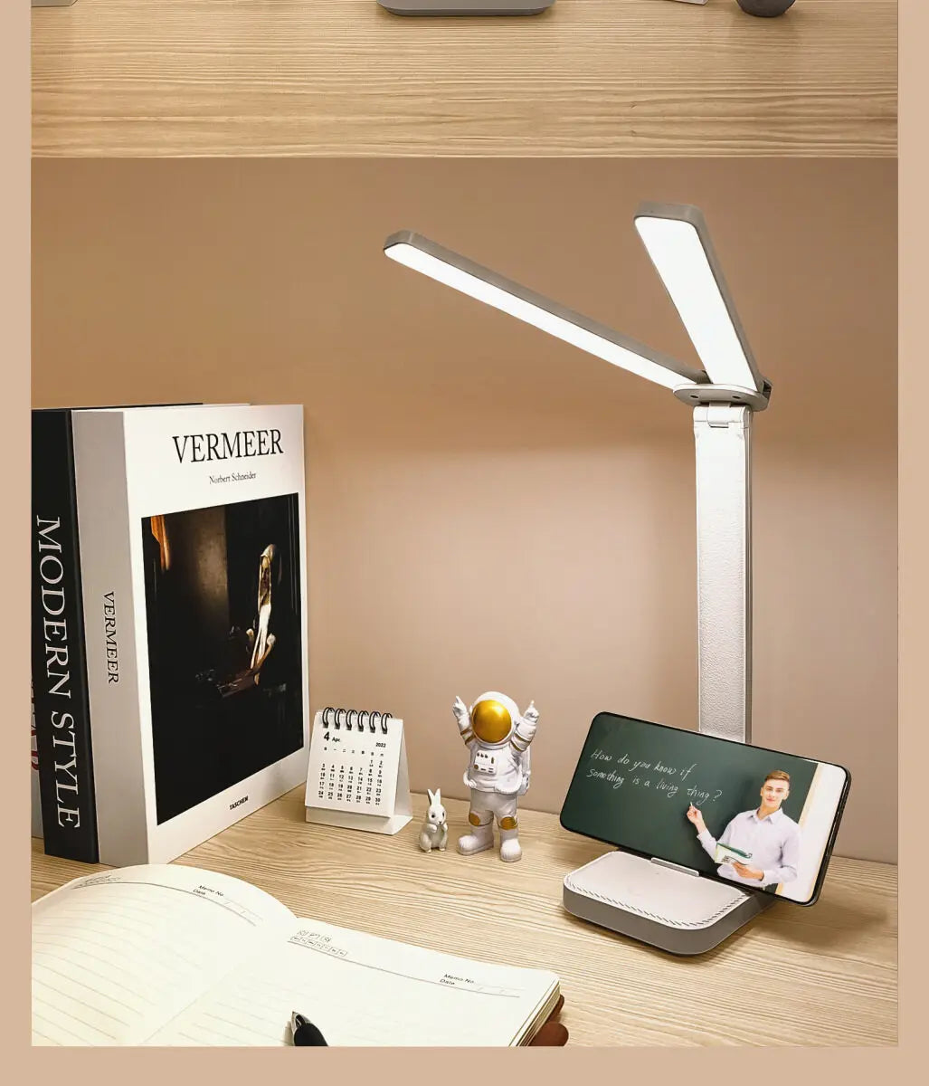 Dimmable LED Desk Lamp with Eye Protection Feature - Smarsty