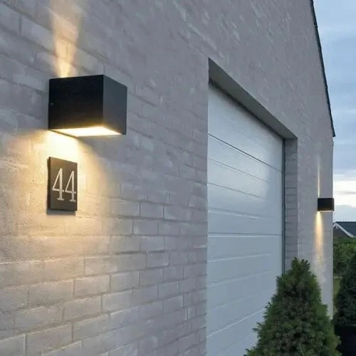 IP65 Outdoor LED Wall Lamp for Garden and Porch - Smarsty