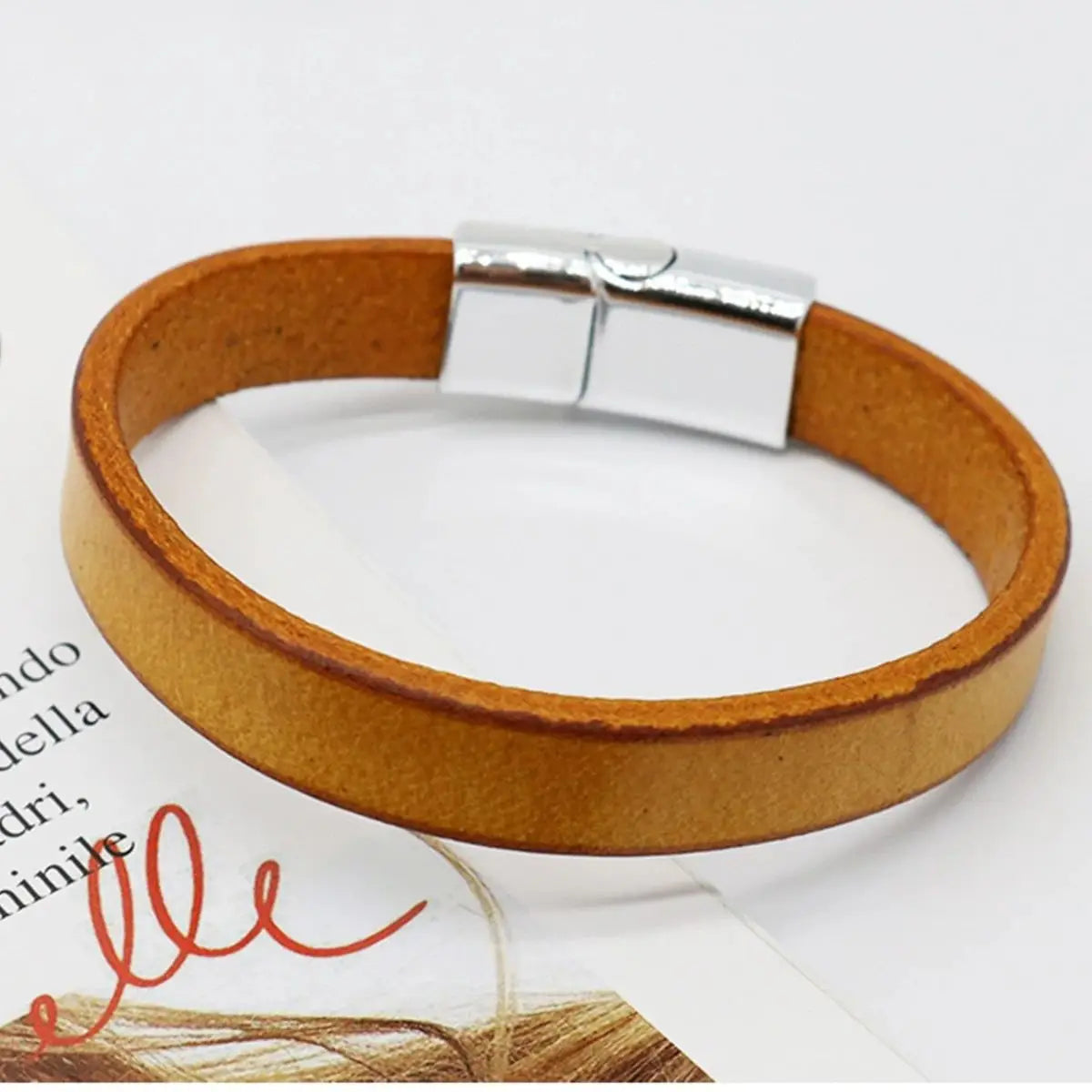 Vintage Cowhide Leather Bracelet for Men Magnetic Buckle - Smarsty