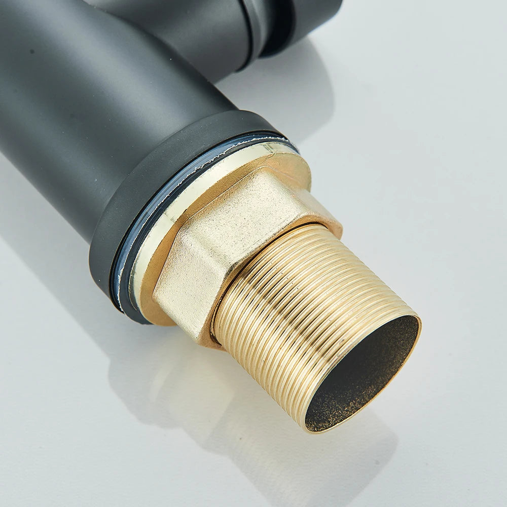 Matte Black Kitchen Faucet With Single Handle Design - Smarsty