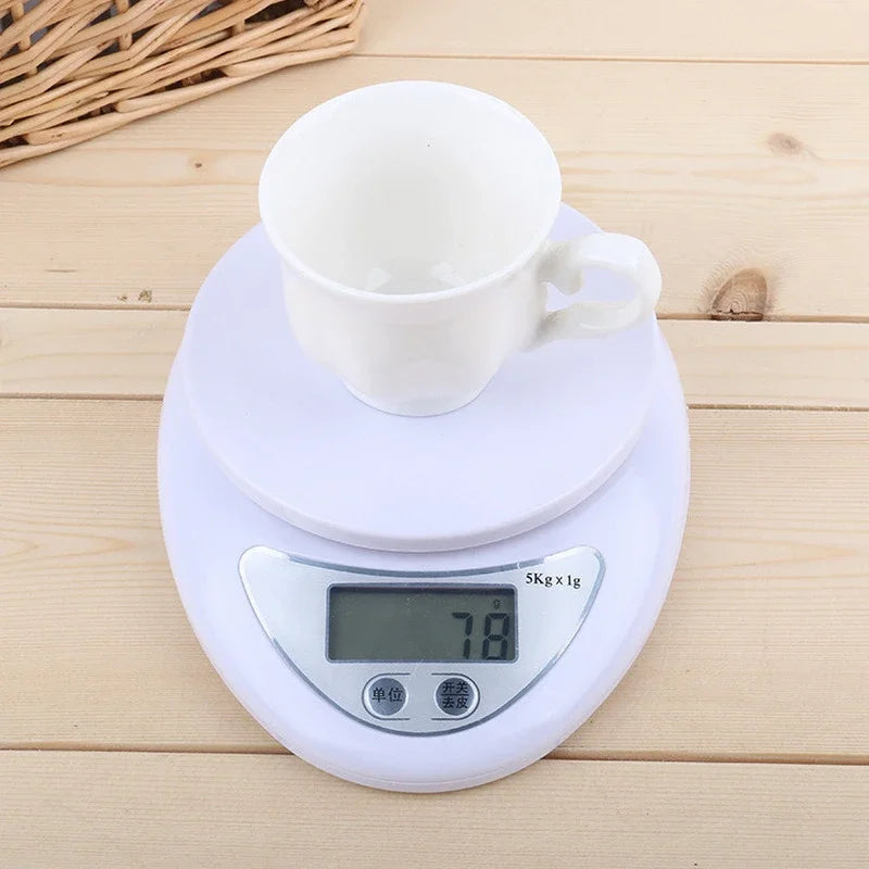 LED Portable Digital Kitchen Scale with Tray 5kg Capacity - Smarsty