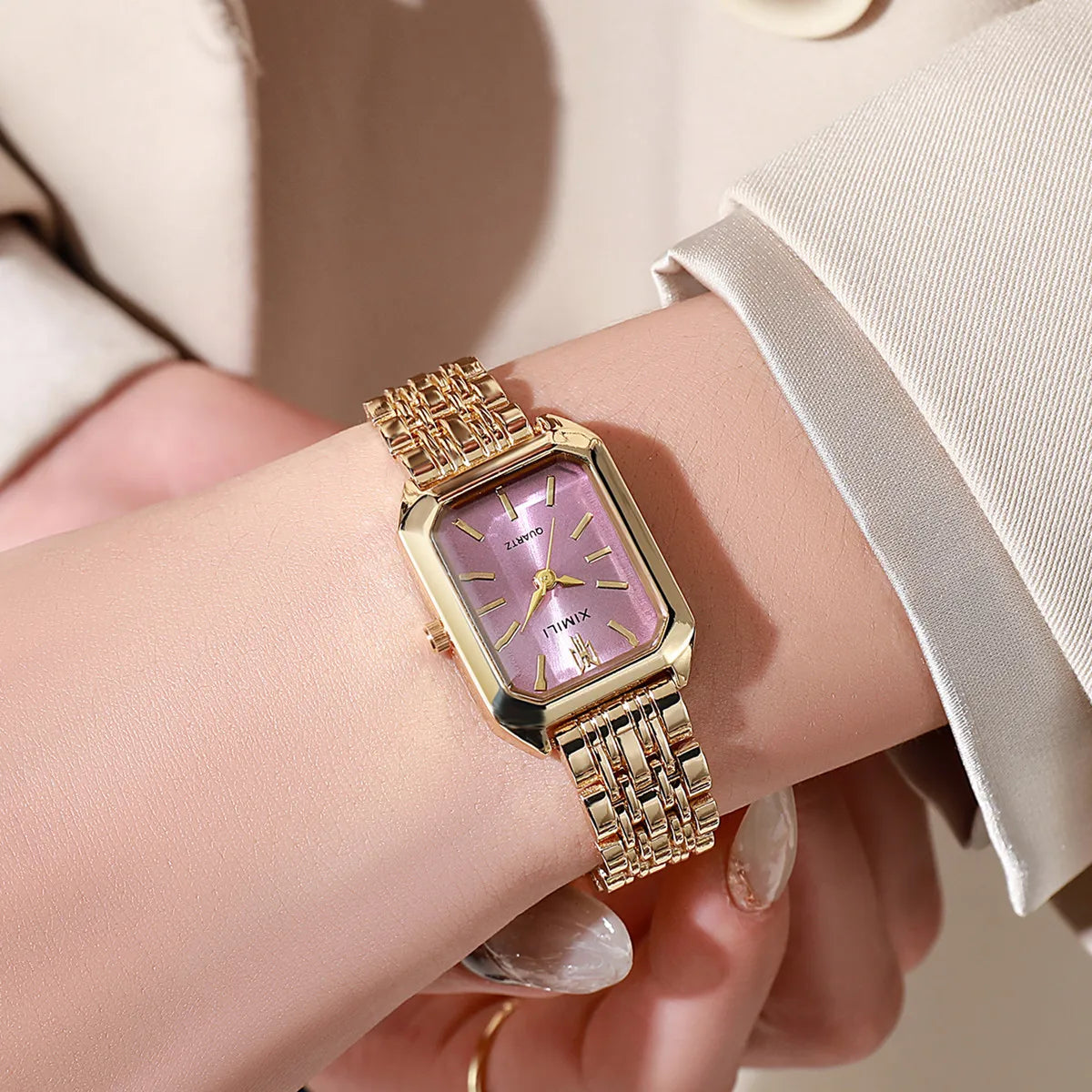 Luxury Gold Plated Women's Quartz Watch with Simple Design - Smarsty