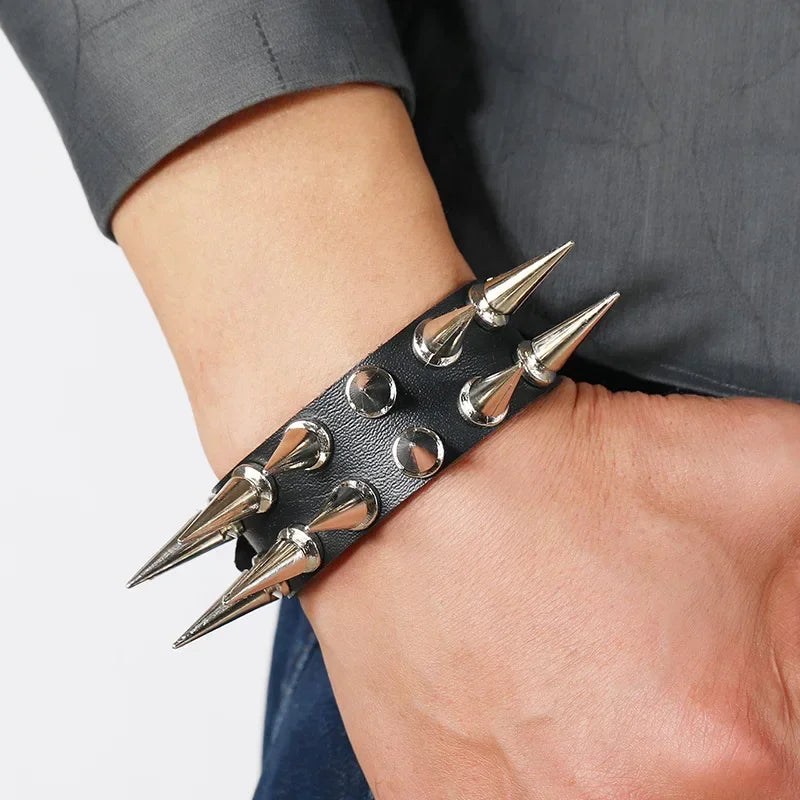 Unisex PU Leather Punk Bracelet with Spikes and Skull - Smarsty