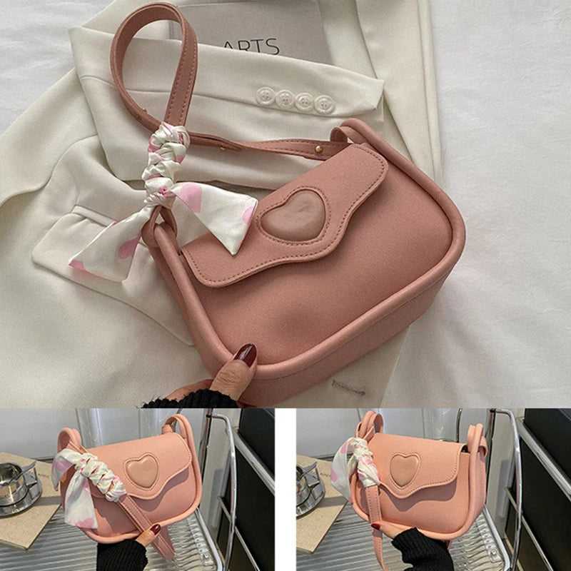 Women Slant Crossbody Saddle Bag Retro Love Pattern - Smarsty