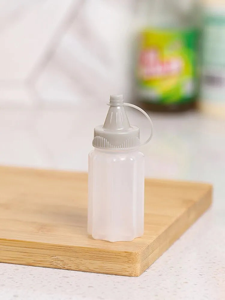 4PCS Kitchen Household Sauce Vinegar Squeeze Bottle Portable Outdoor Barbecue Picnic Feast Bottle Kitchen Accessories Small Tool by Smarsty