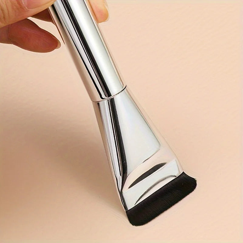 Multi-Use Oval Foundation Brush for Flawless Contouring - Smarsty