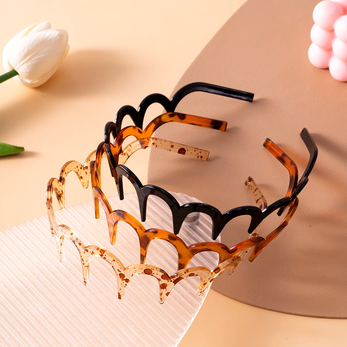 Korean Nonslip U Shape Headband With Fluffy Top Fixed Teeth - Smarsty