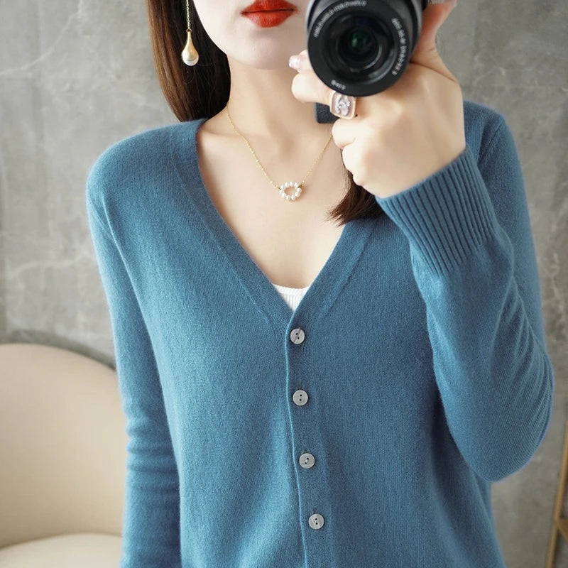 2024 New V-Neck Temperament Small Fragrant Wind Women Loose Sweater Sweater All Sweater Coat Special Offer Cardigan ZHI D035