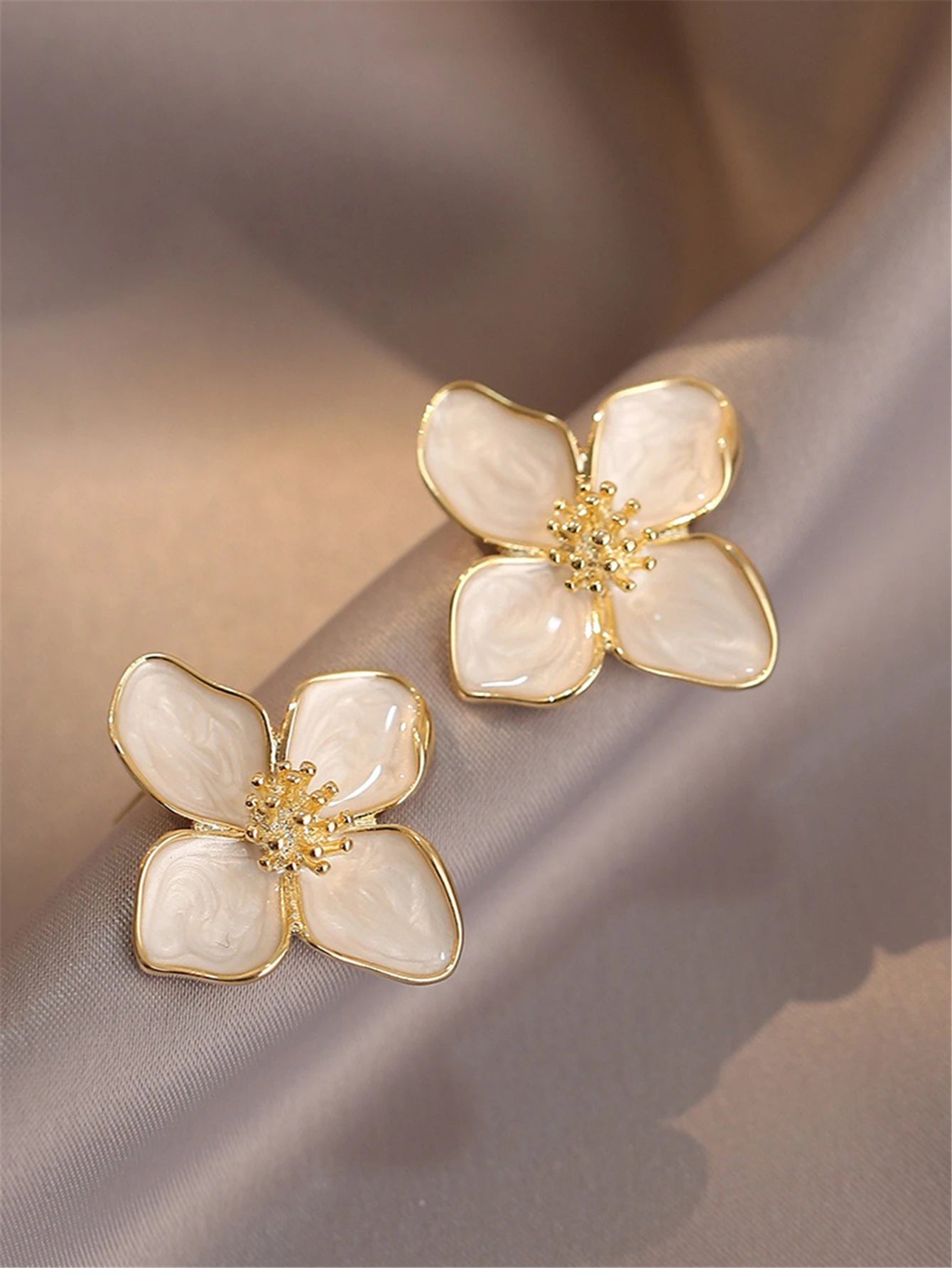 Hibiscus Flower Stud Earrings Romantic Vintage Gift - Smarsty
