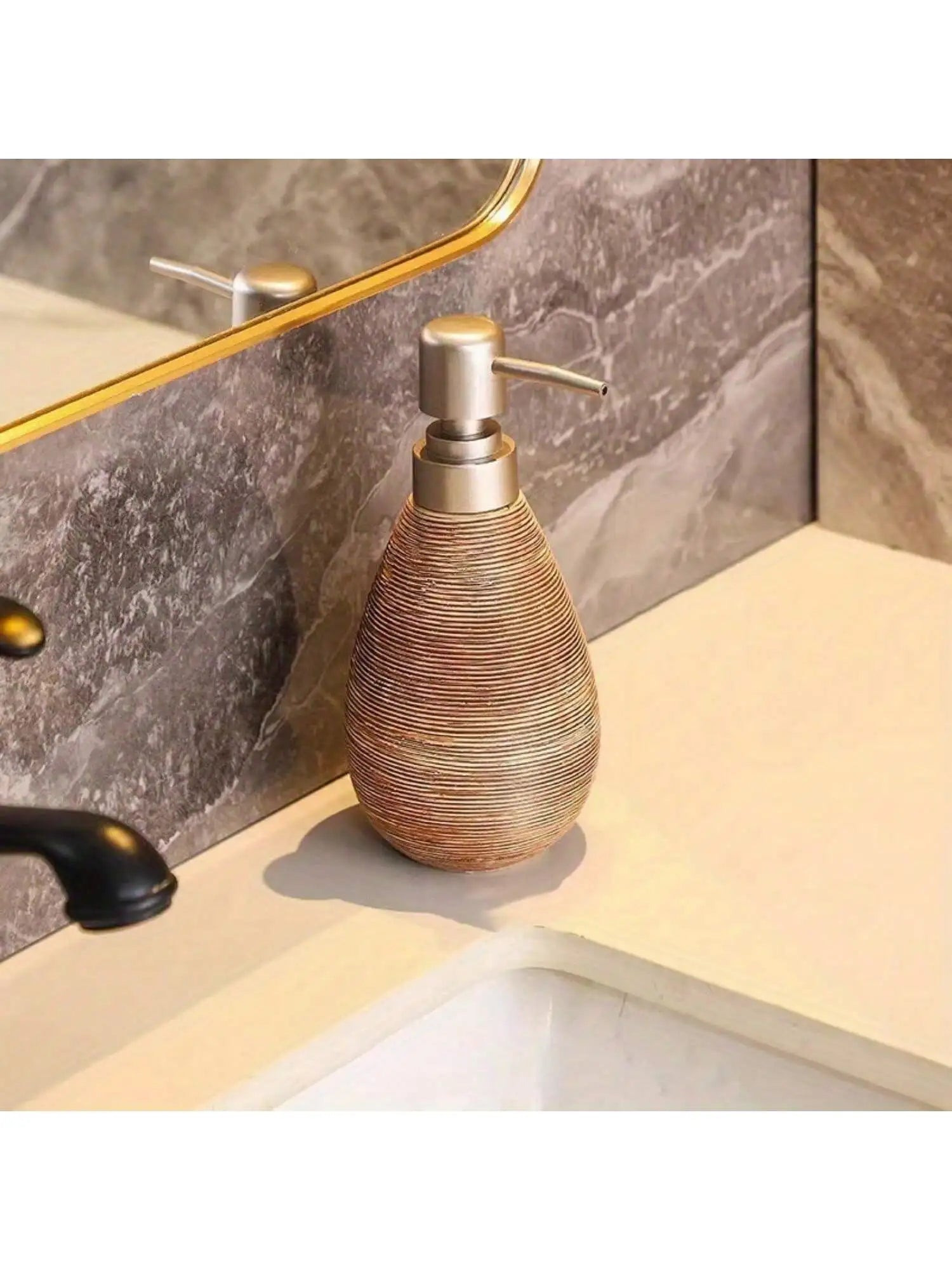 Creative Retro Ceramic Soap Dispenser with Pump - Smarsty