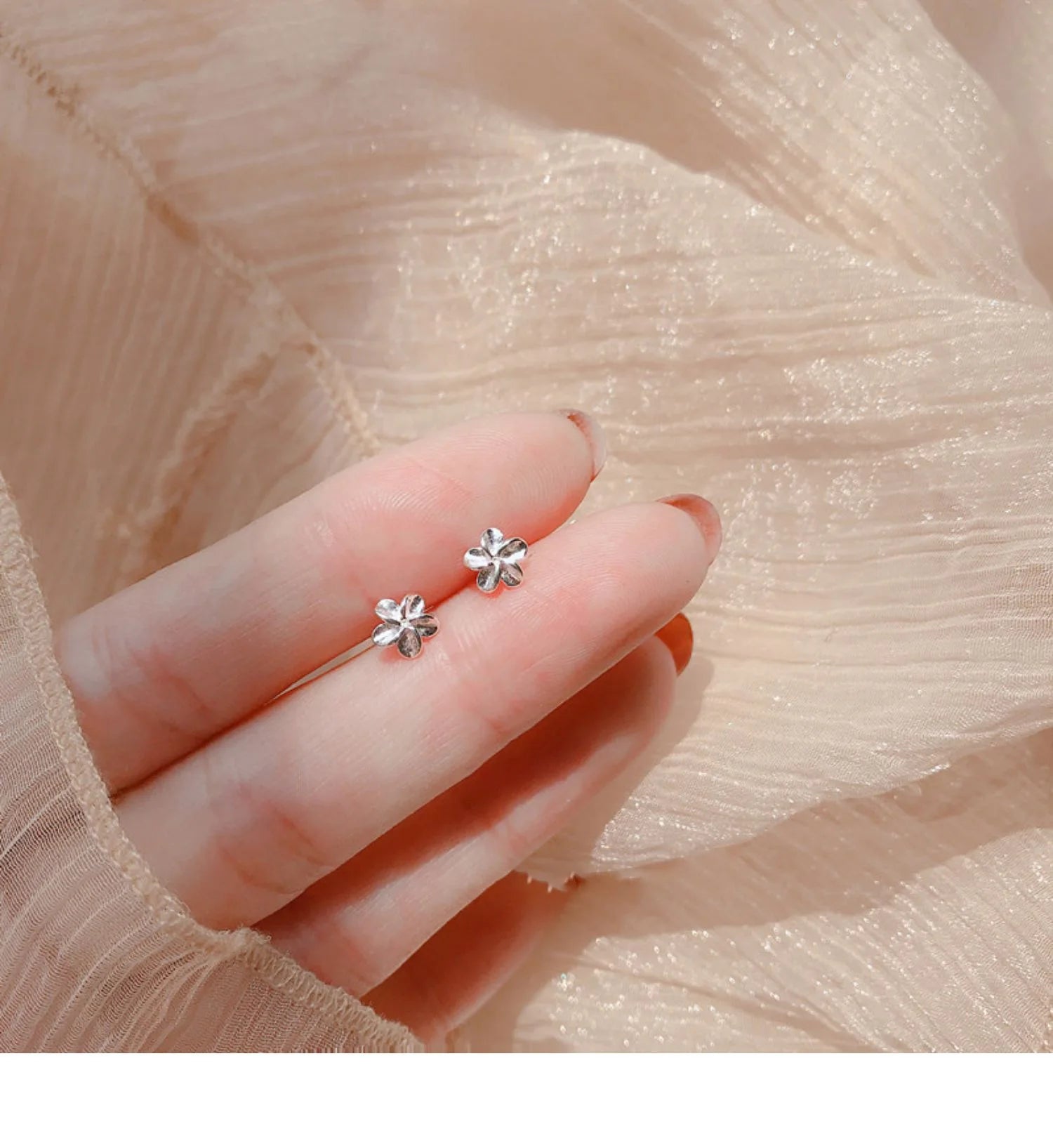 Hypoallergenic Heart Stud Earrings Minimalist Daily Wear - Smarsty