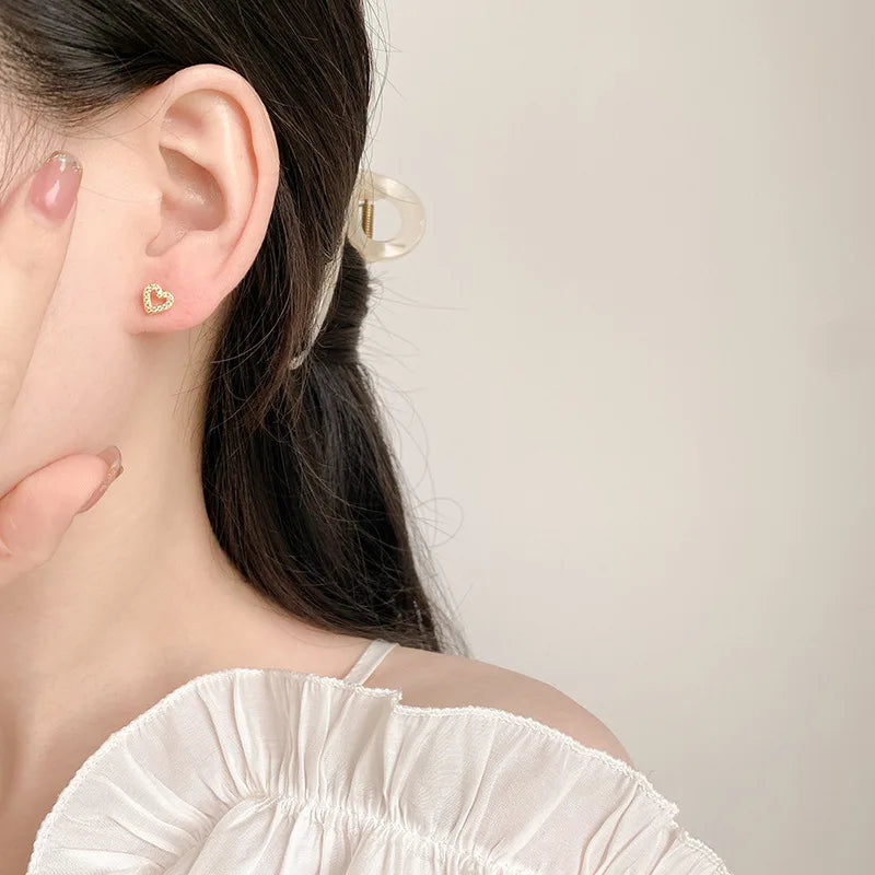 Hypoallergenic Heart Stud Earrings Screw Back For Women - Smarsty