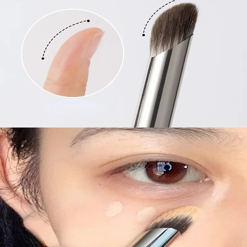 Precision Concealer Makeup Brush for Flawless Coverage - Smarsty