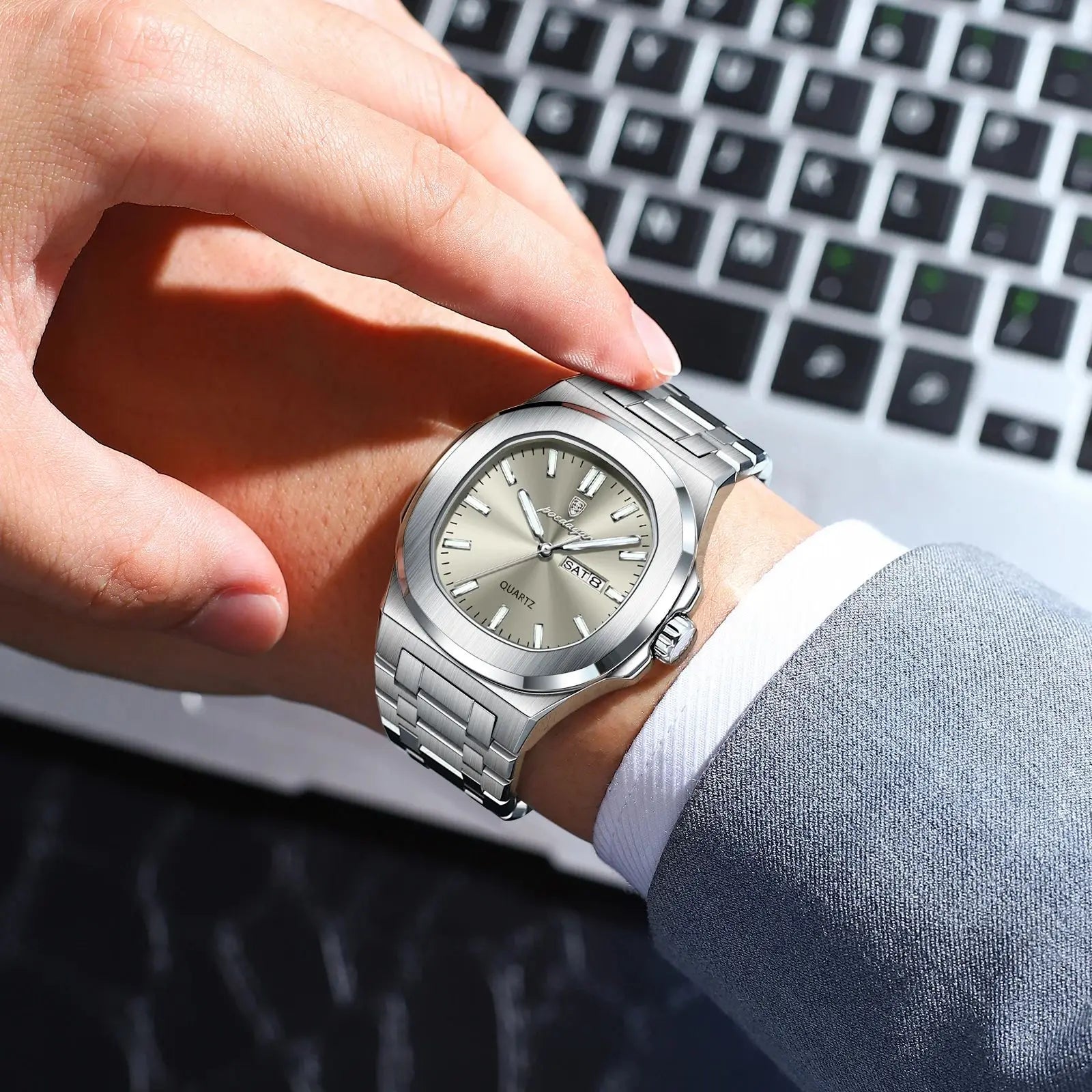 Luxury Waterproof Military Men's Watch with Luminous Feature - Smarsty