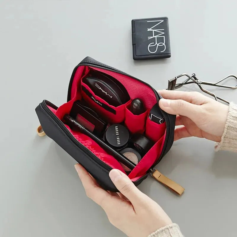 2024 New Women Cosmetic Bag Solid Color Korean Style Makeup Bag Pouch Toiletry Bag Waterproof Makeup Organizer Case Luxury Bag - Smarsty