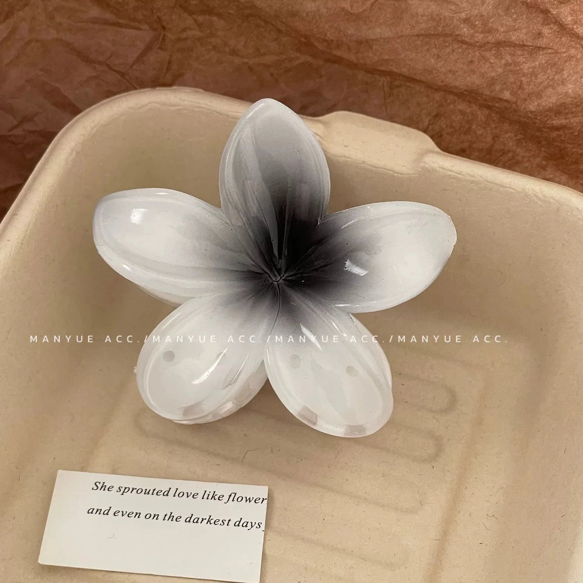 Elegant Gradient Flower Hair Clips Large Secure Hold - Smarsty