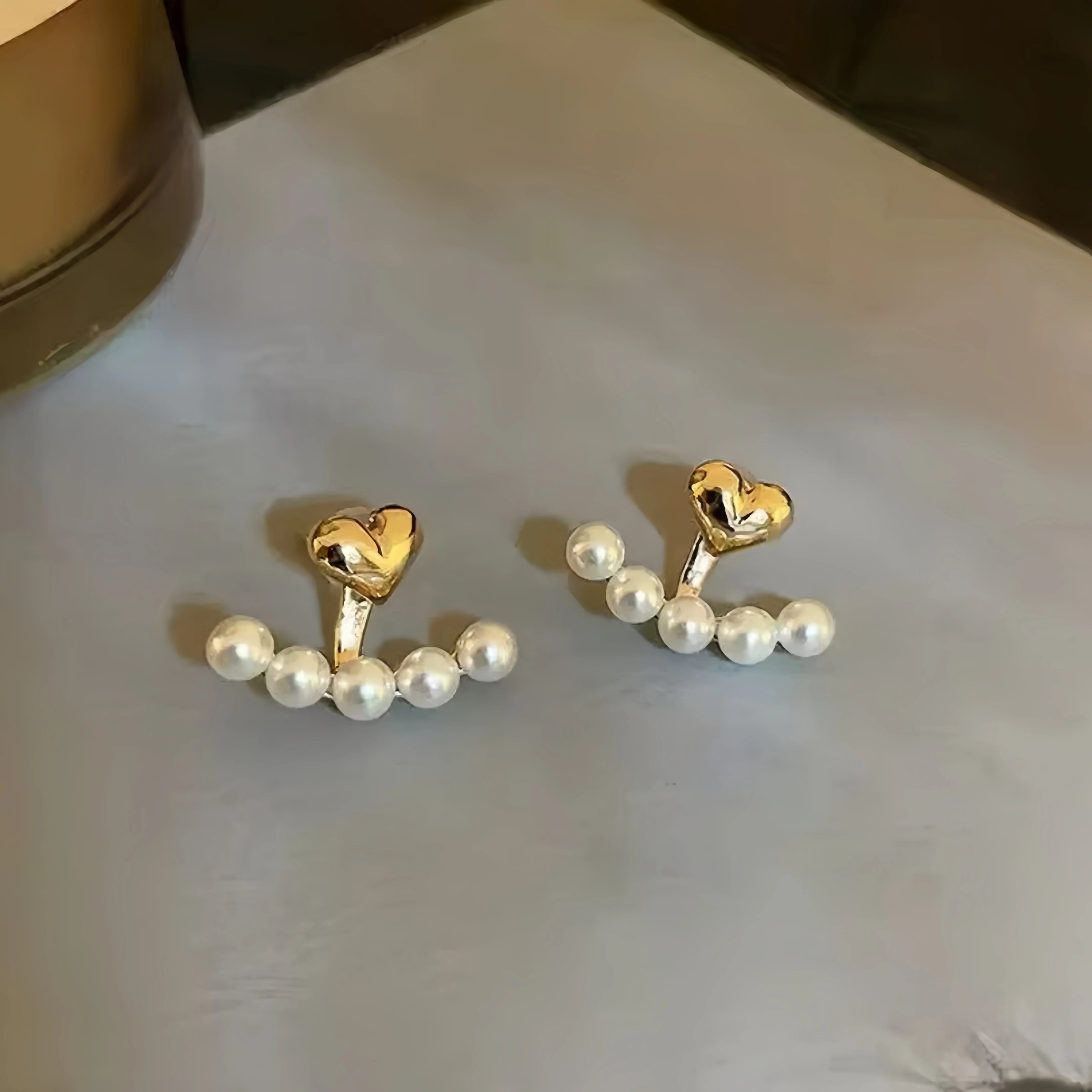 Light Luxury Simulated Pearl Heart Stud Earrings Gift - Smarsty