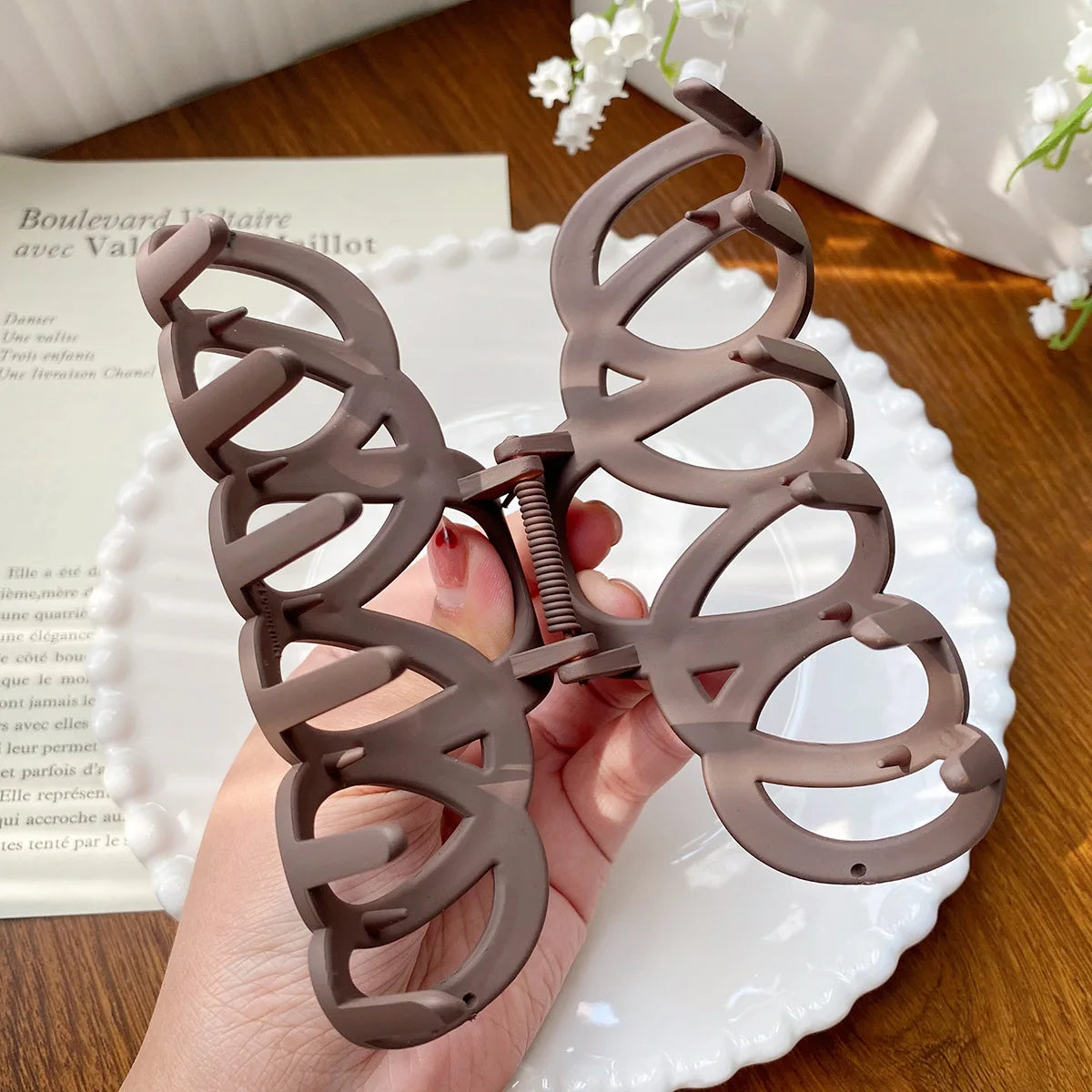 Frosted Hollow Bow Hair Claw Clip Elegant Korean Style - Smarsty