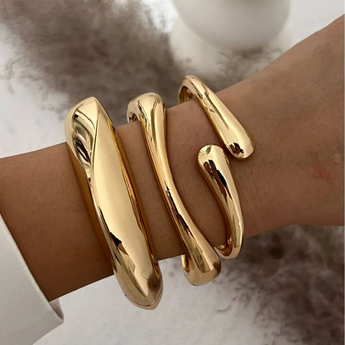 Vintage Hip Hop Metal Cuff Bangles for Women - Smarsty