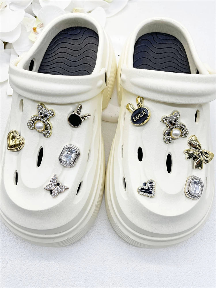 10PCS Shoe Charms ABS Bow Decorations For Sandals Luxury Rhinestone Bear Design Accessories 2024 Women Diy Bling Clog Ornaments