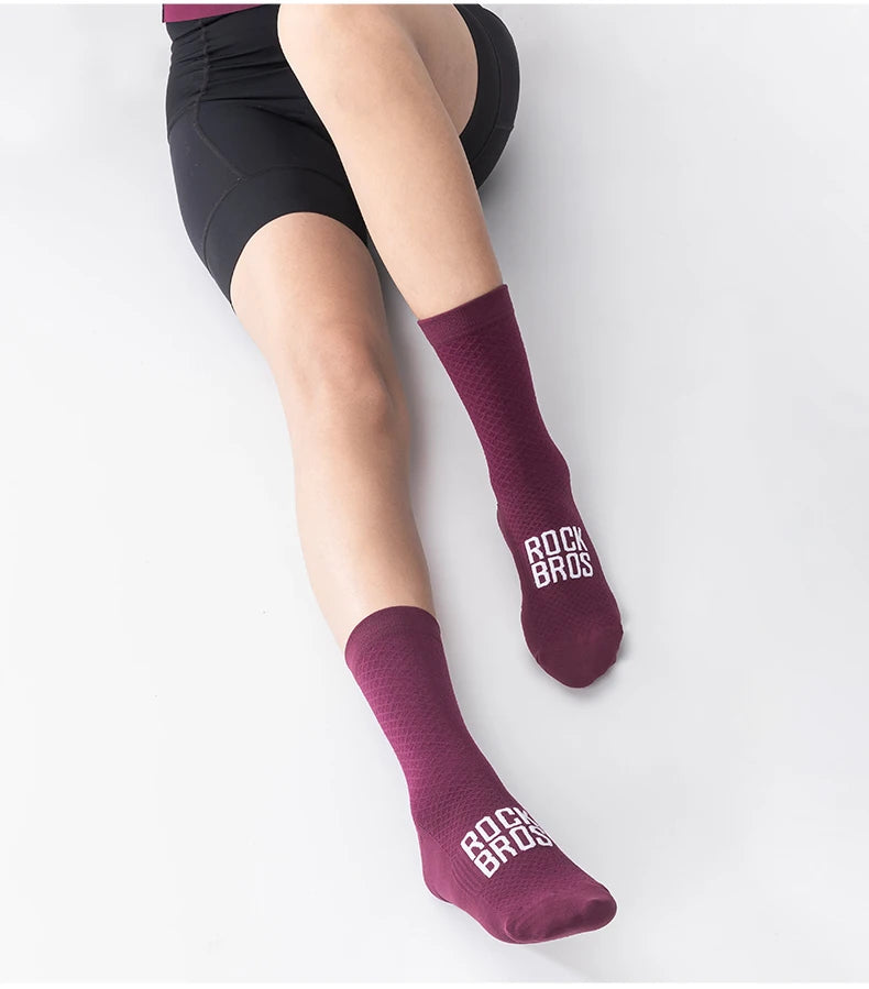 ROCKBROS Cycling Socks Soothing Sport Socks Shock Absorbing Bike Socks Breathable Fabric High Elastic Outdoor Socks A pair - Smarsty