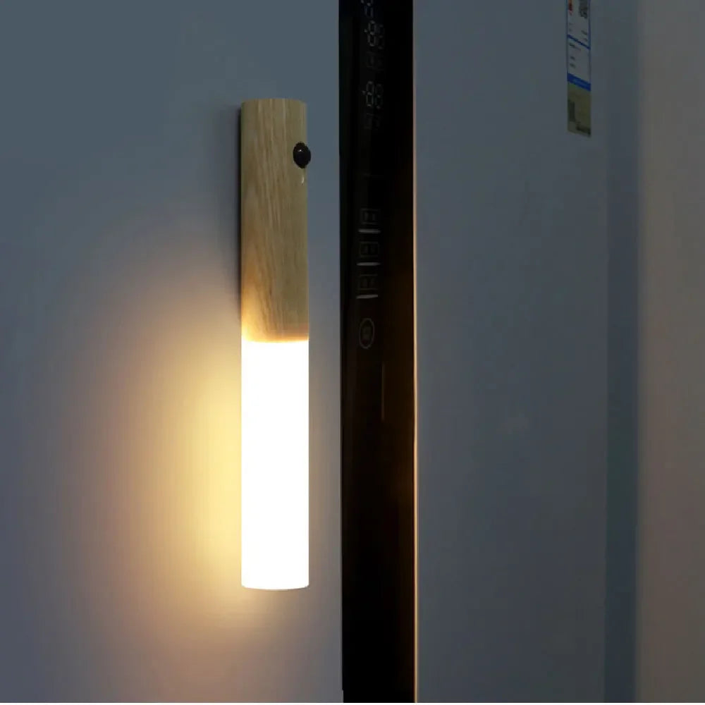 Intelligent Wooden Magnetic LED Night Light for Safety - Smarsty