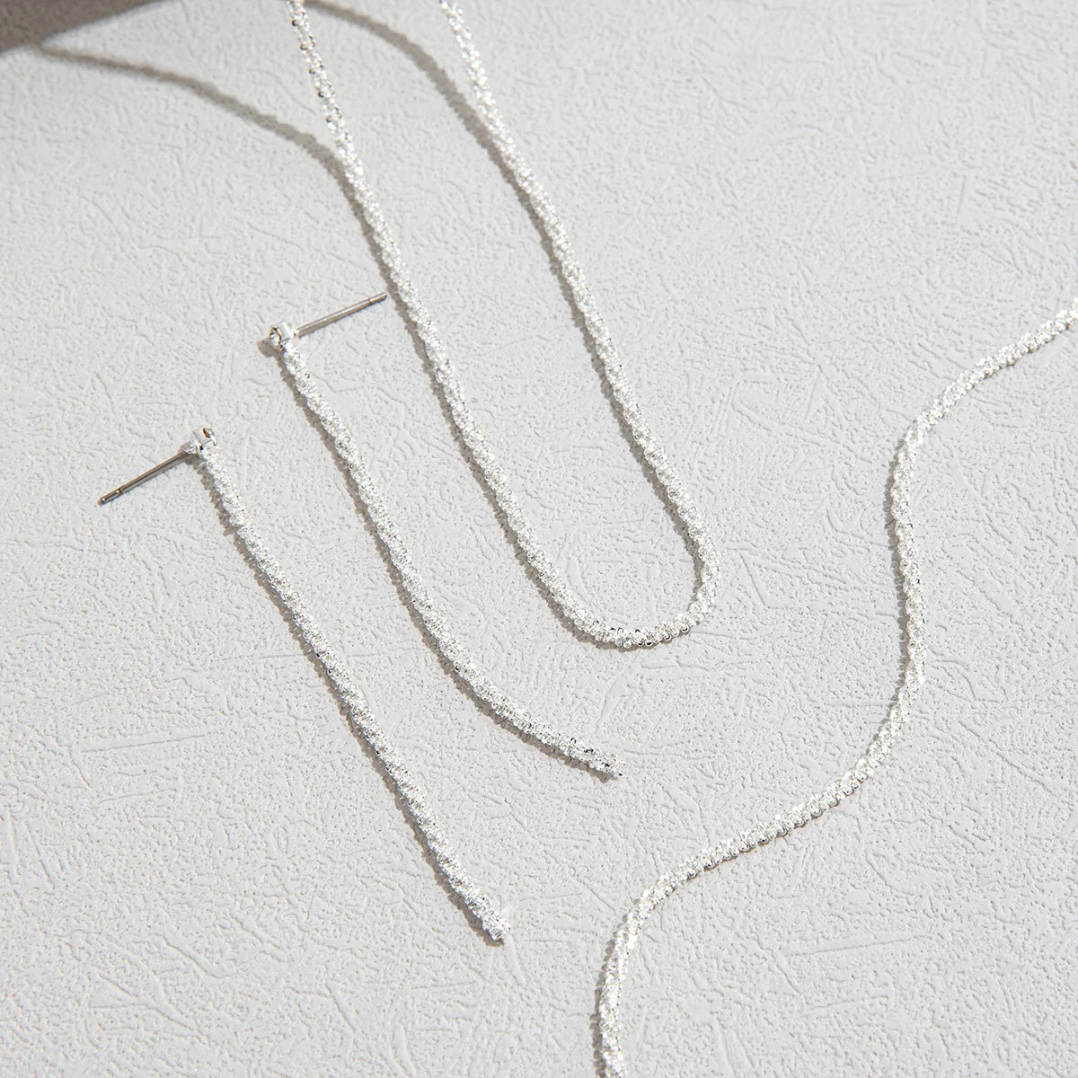 Shiny Silver Plated Necklace and Bracelet Jewelry Set - Smarsty