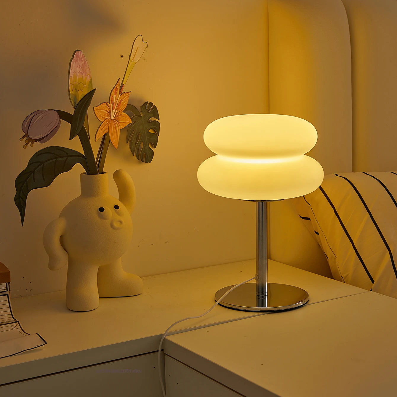 Creamy Tri Color Dimming Table Lamp with USB Plug - Smarsty