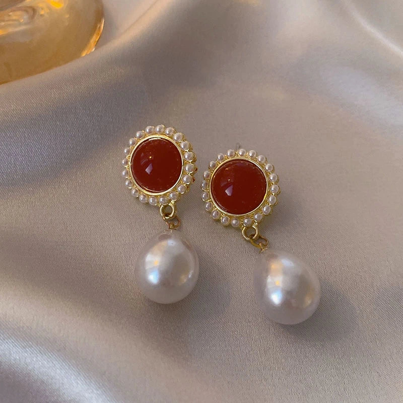 Vintage Pearl Stud Earrings For Women Elegant Retro Chic - Smarsty