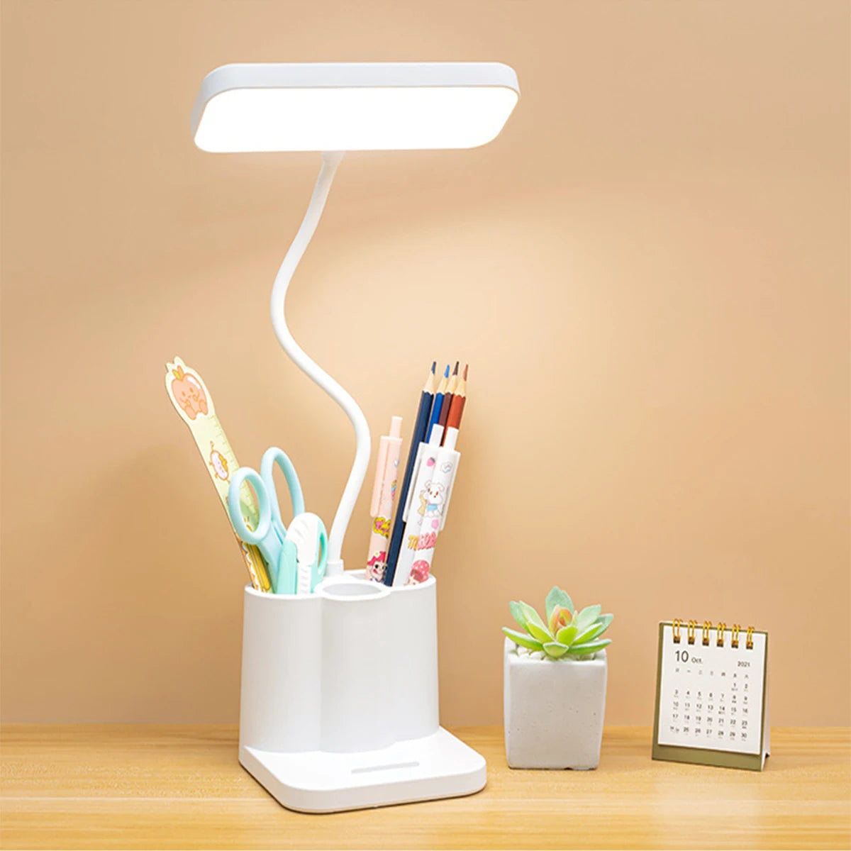 USB LED Table Lamp with Eye Protection for Reading - Smarsty