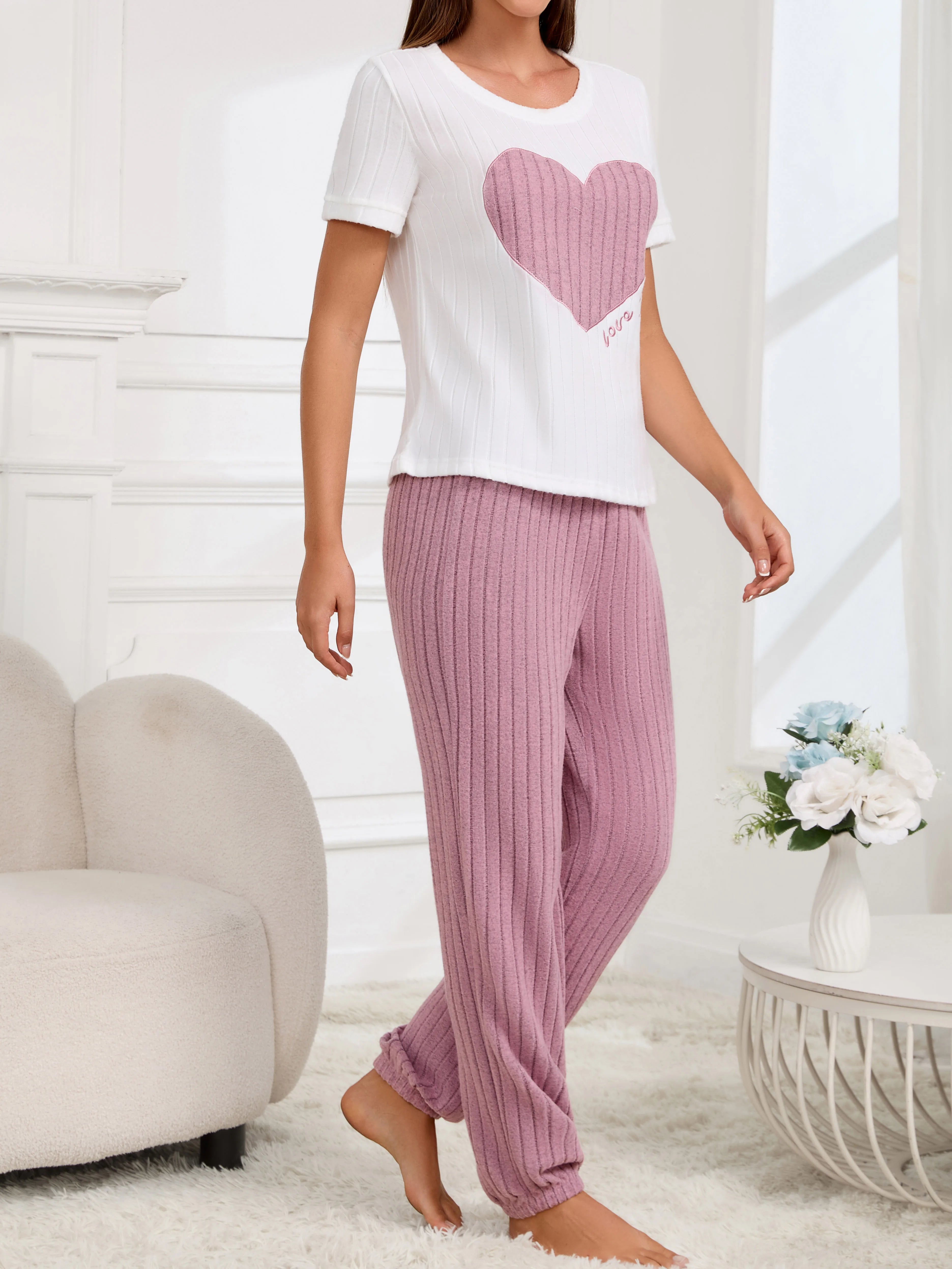Women's new style pajamas set heart pattern short sleeve shirt trousers two-piece simple and lovely casual home wear - Smarsty