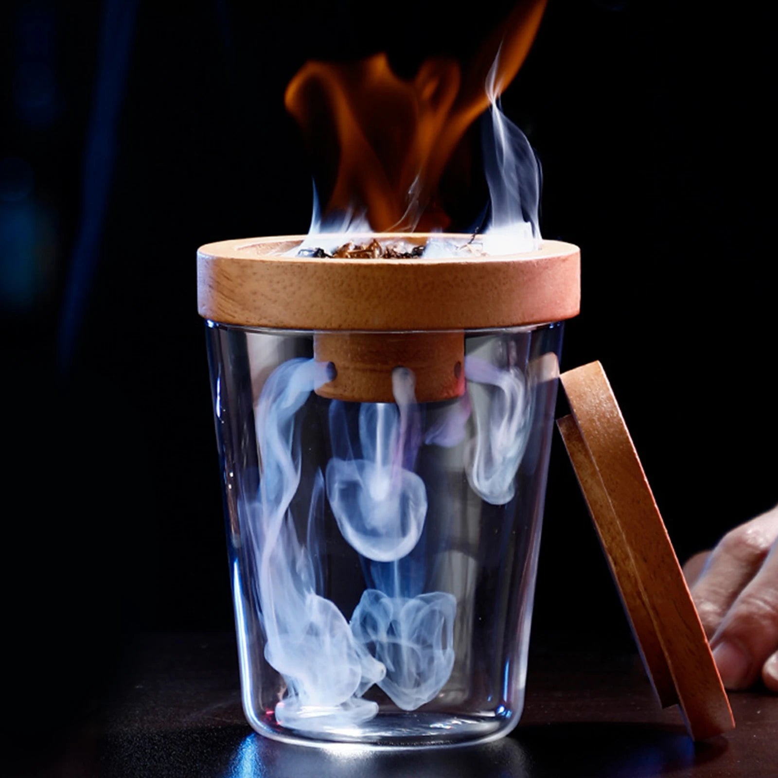 Glass Top Smoker Cocktail Smoker Kit With 4PCS Wood Chips Bartender Accessories For Whiskey Drinks Smoking Gift Kit for Men - Smarsty