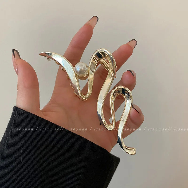 Korean Geometric Metal Hair Clip Durable Alloy Claw - Smarsty