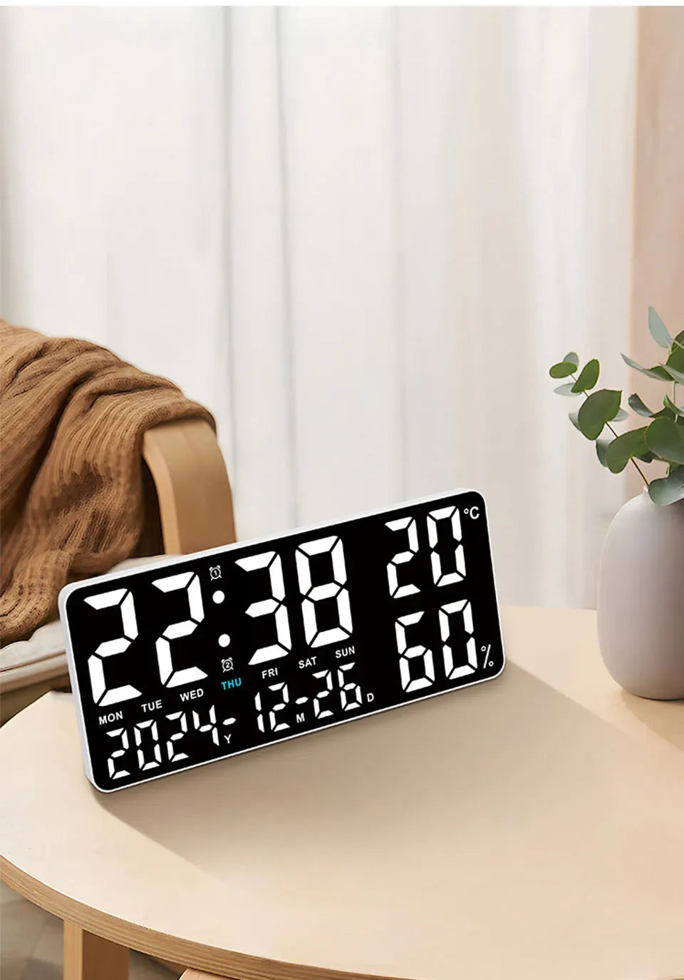 Digital Wall Clock with Remote Control and Humidity Display - Smarsty