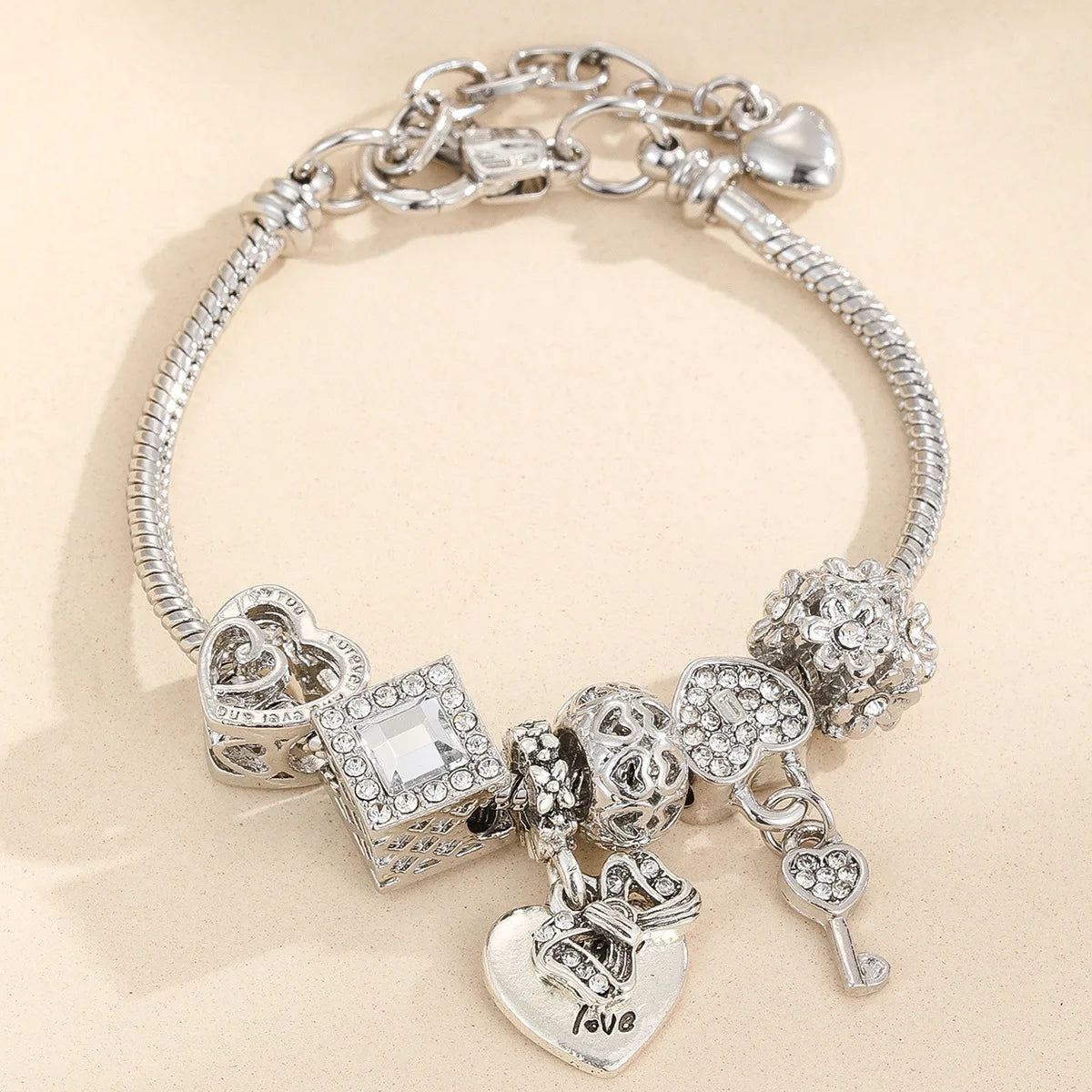 Women's Beaded Love Bracelet for Daily Style - Smarsty