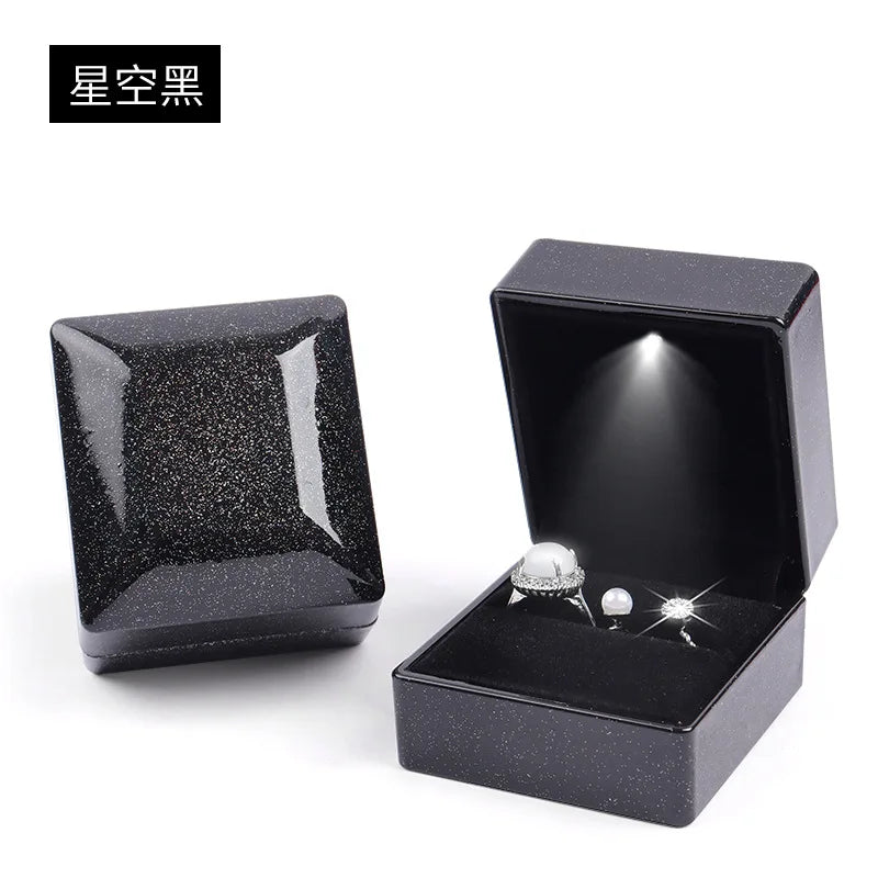 LED Illuminated Ring Box with Velvet Display Finish - Smarsty