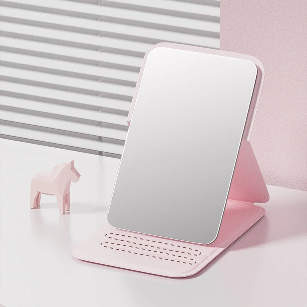 Portable Handheld Mini Makeup Mirror for Easy Travel - Smarsty