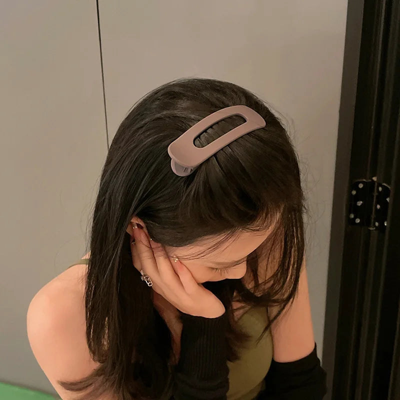 Korean Frosted Large Hair Clips for Stylish Hold - Smarsty