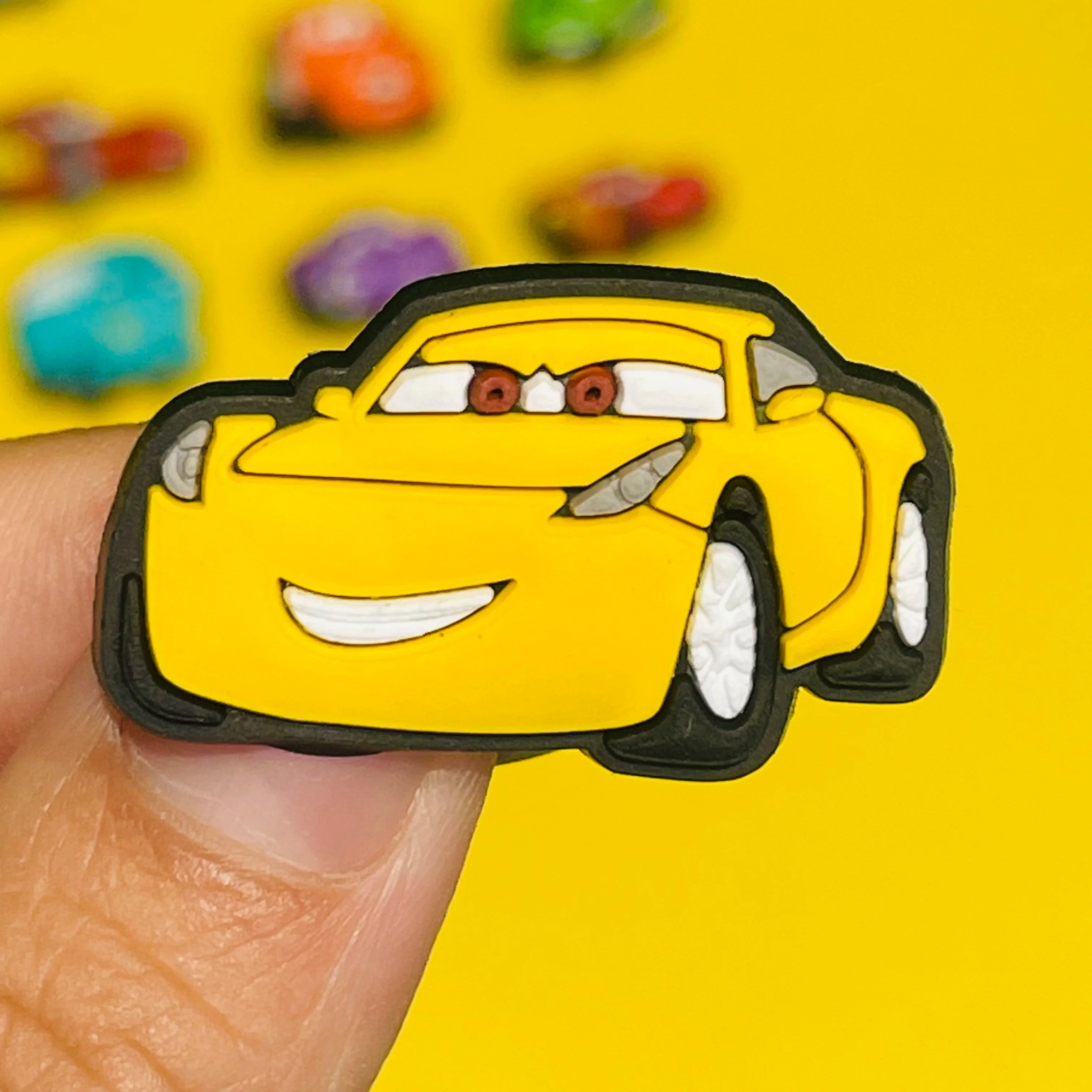 1Pcs Mix Cars Luigi Ramone Lightning McQueen PVC Shoe Charms Kids Popular Buckle Decorations Fit Birthday Gifts