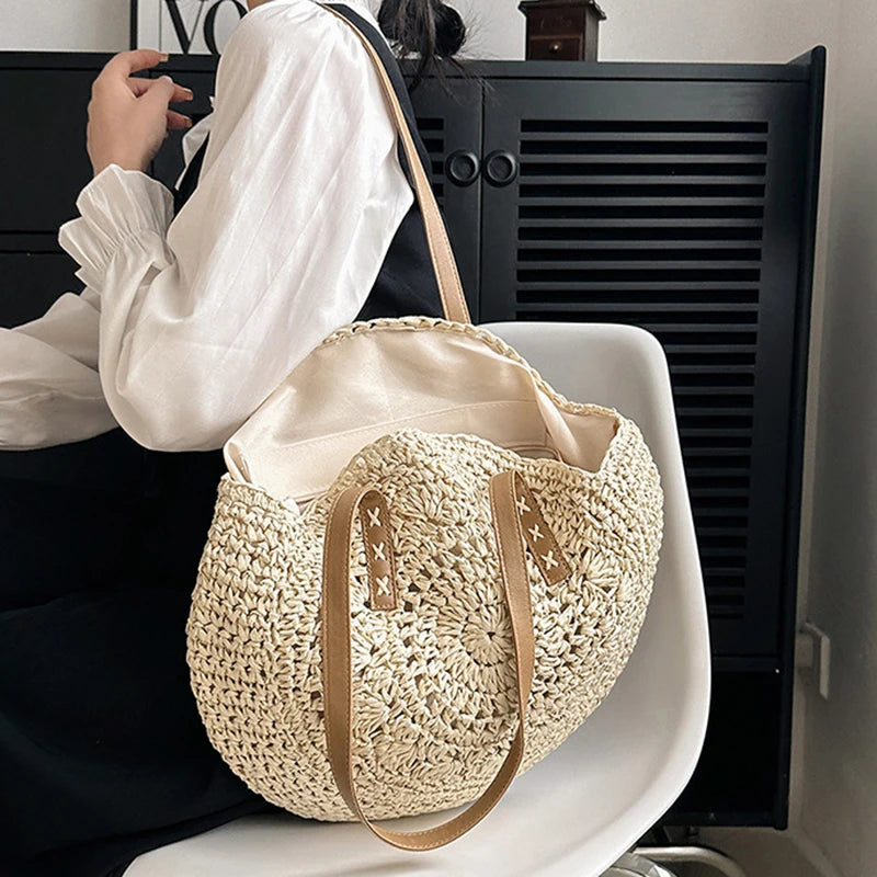 Round Straw Beach Tote for Women Large Capacity Bag - Smarsty